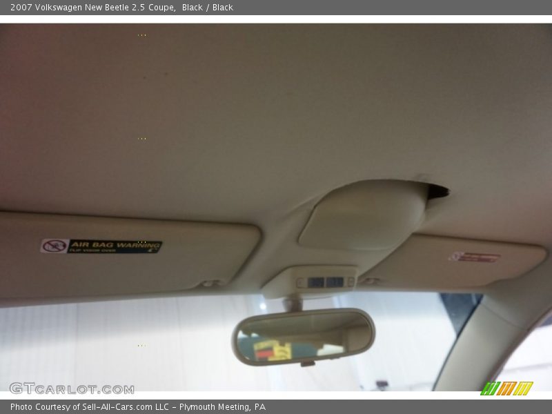 Black / Black 2007 Volkswagen New Beetle 2.5 Coupe