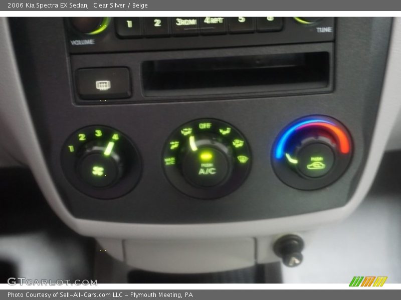 Clear Silver / Beige 2006 Kia Spectra EX Sedan