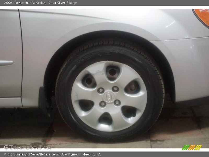 Clear Silver / Beige 2006 Kia Spectra EX Sedan