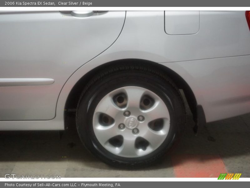 Clear Silver / Beige 2006 Kia Spectra EX Sedan