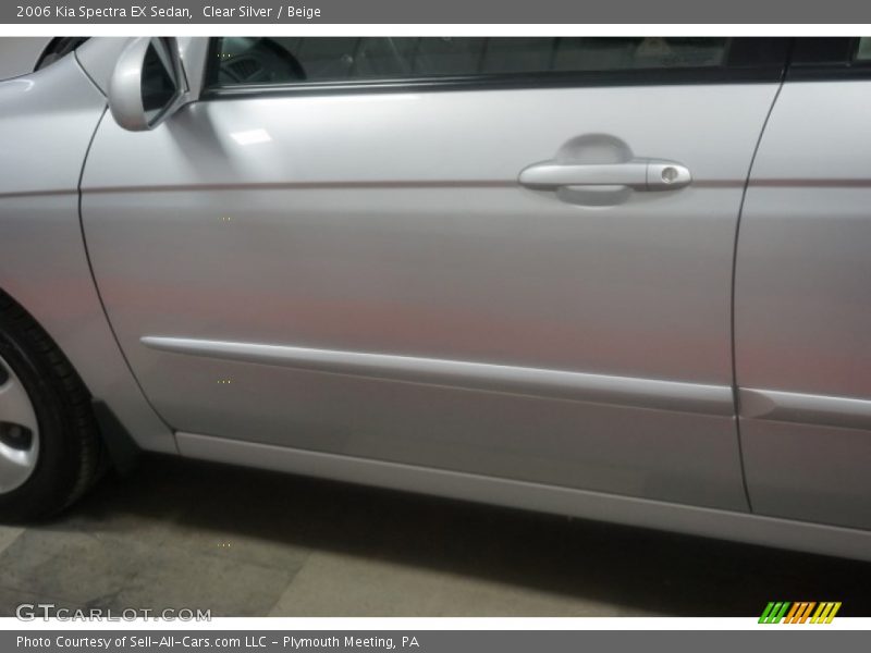 Clear Silver / Beige 2006 Kia Spectra EX Sedan