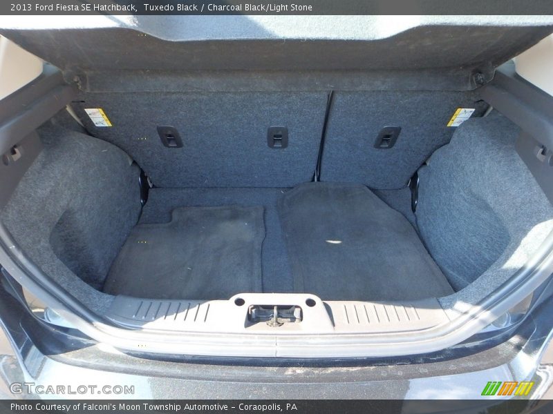 Tuxedo Black / Charcoal Black/Light Stone 2013 Ford Fiesta SE Hatchback