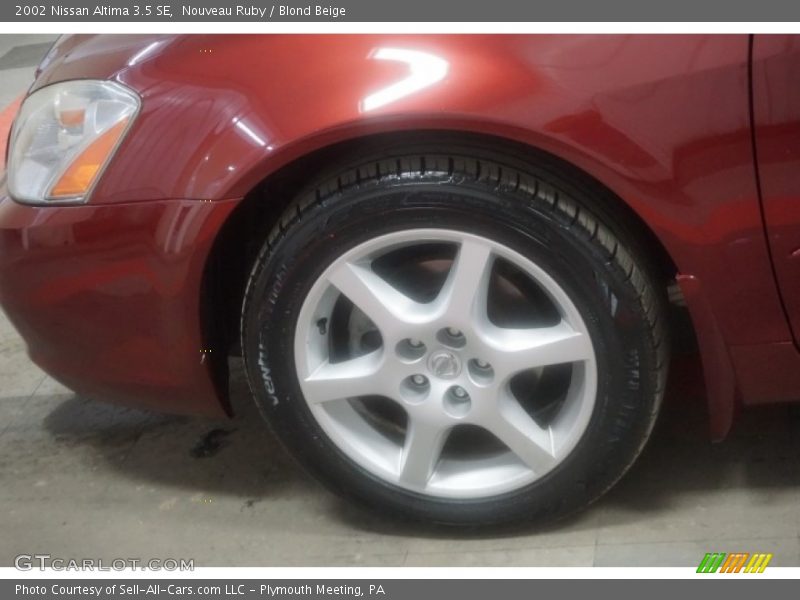 Nouveau Ruby / Blond Beige 2002 Nissan Altima 3.5 SE