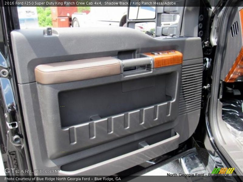 Shadow Black / King Ranch Mesa/Adobe 2016 Ford F250 Super Duty King Ranch Crew Cab 4x4
