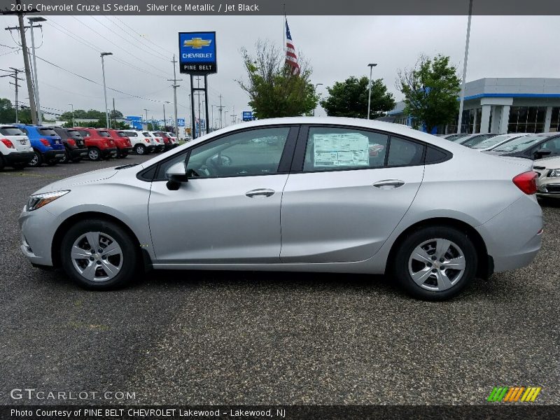 Silver Ice Metallic / Jet Black 2016 Chevrolet Cruze LS Sedan