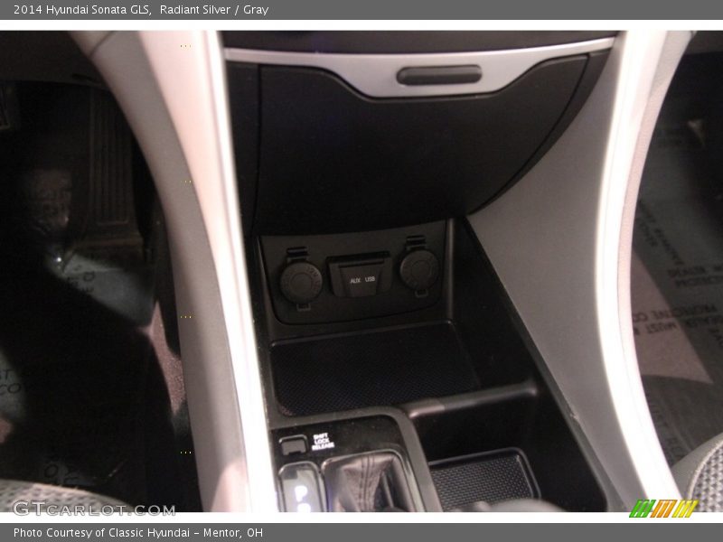 Radiant Silver / Gray 2014 Hyundai Sonata GLS