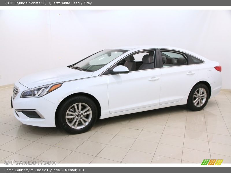 Quartz White Pearl / Gray 2016 Hyundai Sonata SE
