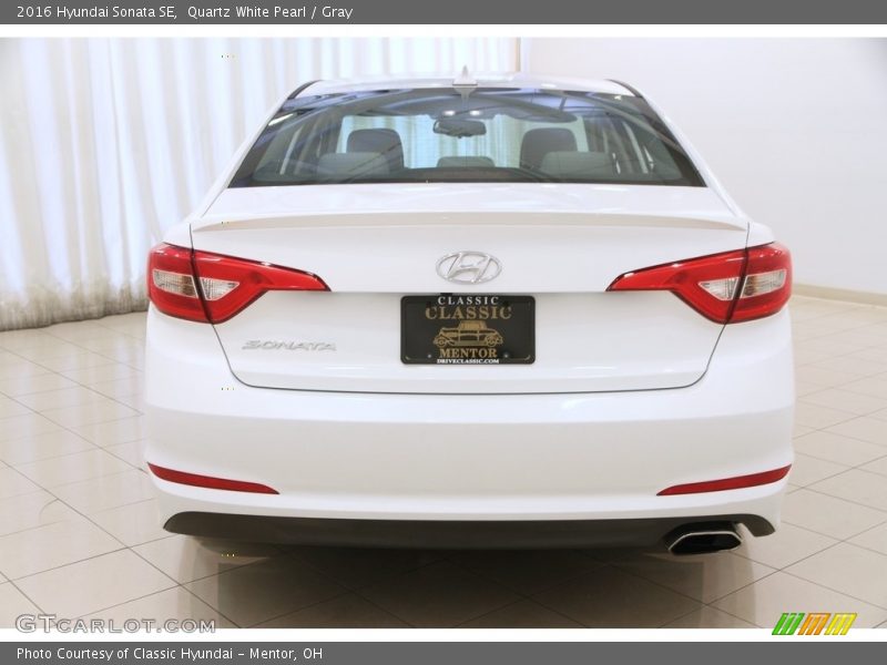 Quartz White Pearl / Gray 2016 Hyundai Sonata SE