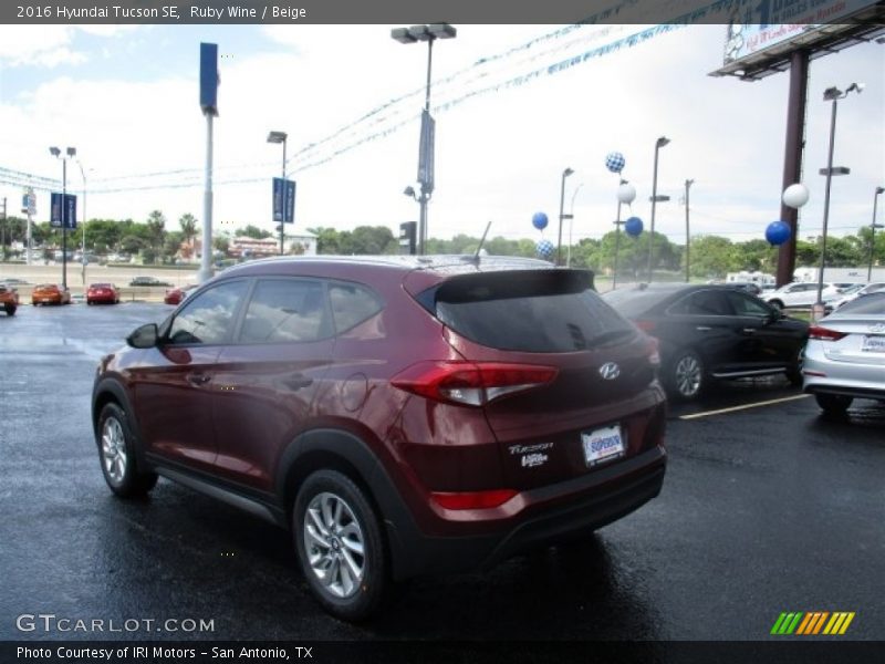 Ruby Wine / Beige 2016 Hyundai Tucson SE