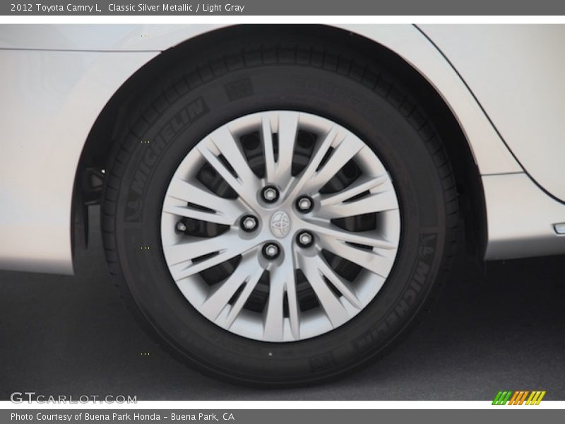 Classic Silver Metallic / Light Gray 2012 Toyota Camry L