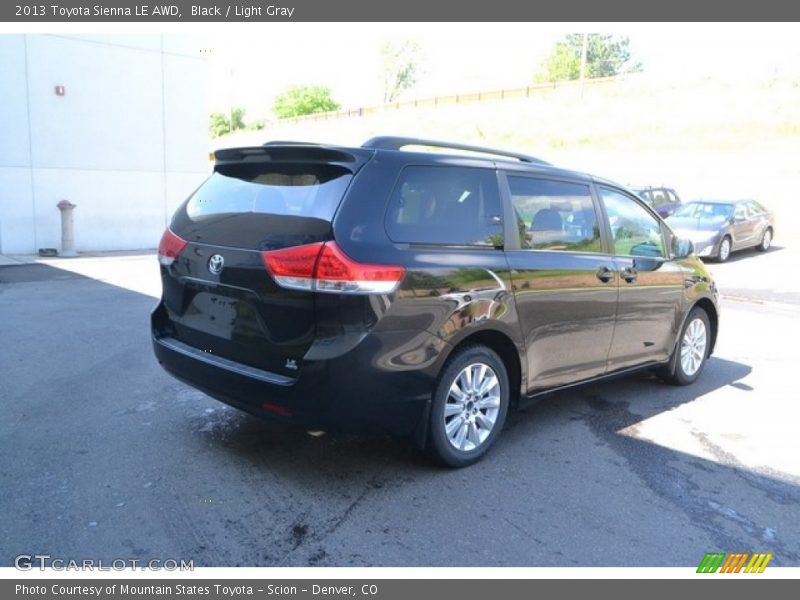 Black / Light Gray 2013 Toyota Sienna LE AWD
