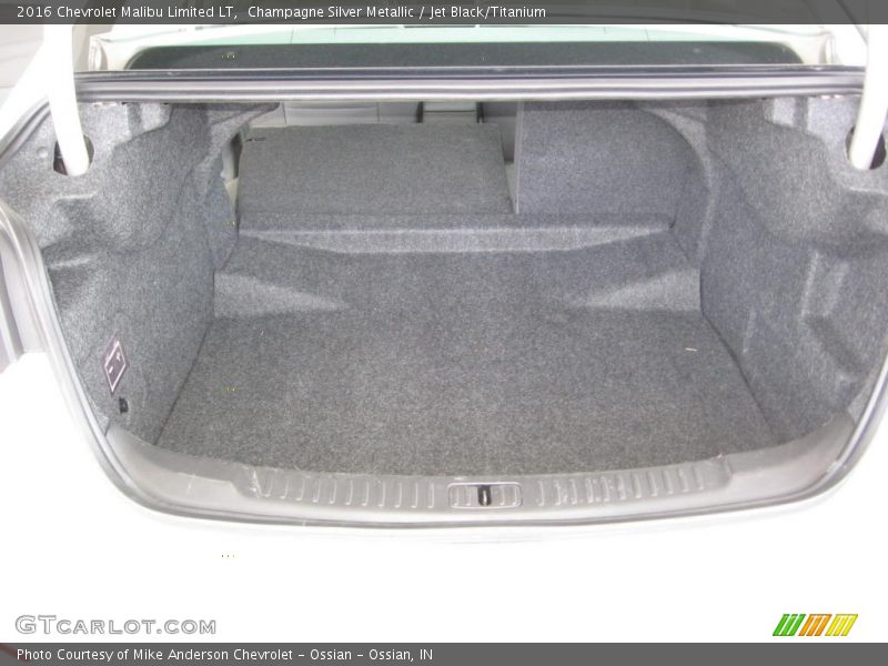 Champagne Silver Metallic / Jet Black/Titanium 2016 Chevrolet Malibu Limited LT