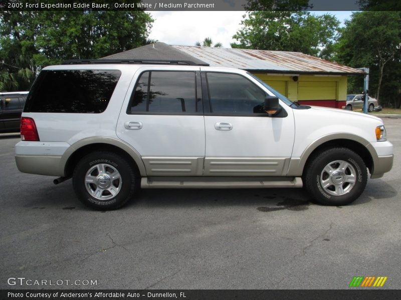 Oxford White / Medium Parchment 2005 Ford Expedition Eddie Bauer