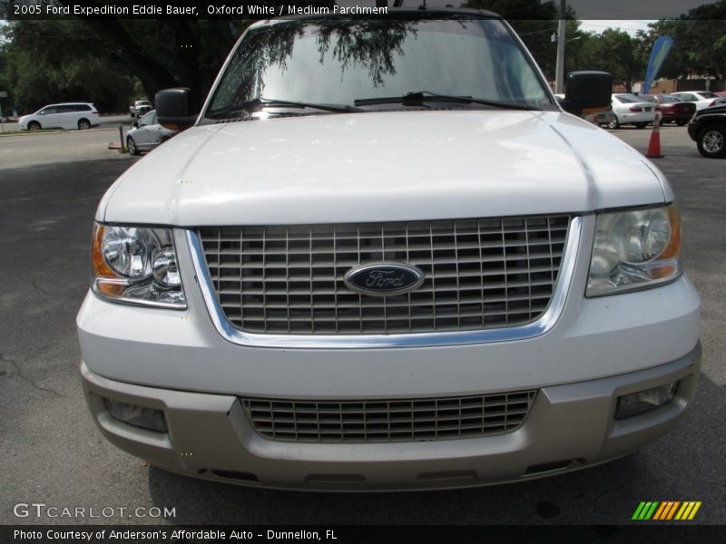 Oxford White / Medium Parchment 2005 Ford Expedition Eddie Bauer