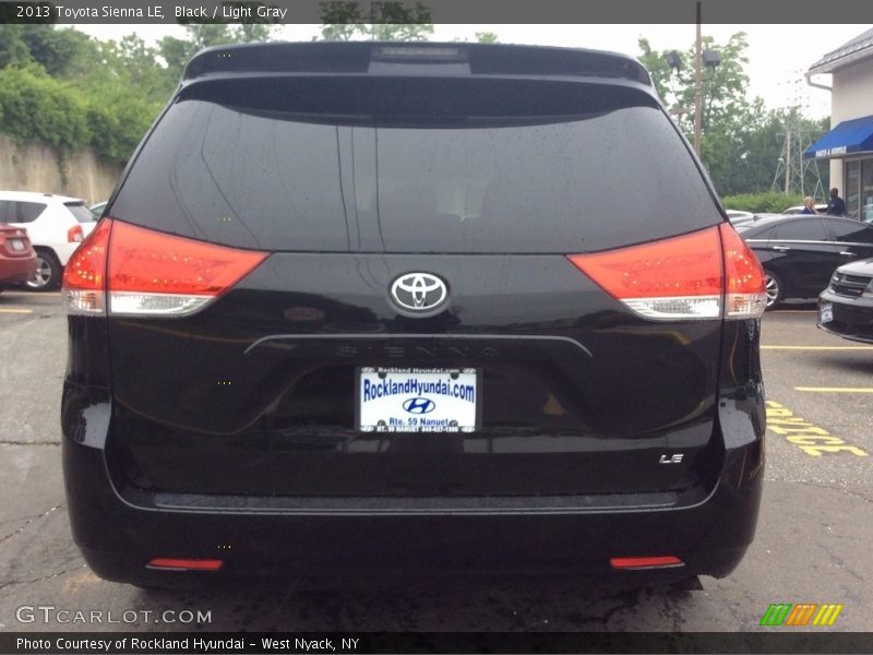 Black / Light Gray 2013 Toyota Sienna LE