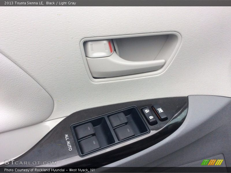 Black / Light Gray 2013 Toyota Sienna LE