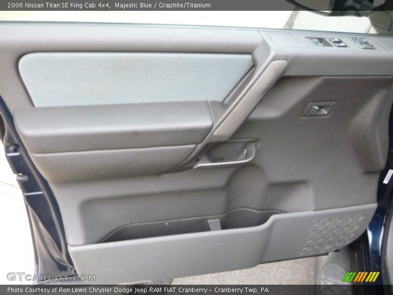 Majestic Blue / Graphite/Titanium 2006 Nissan Titan SE King Cab 4x4