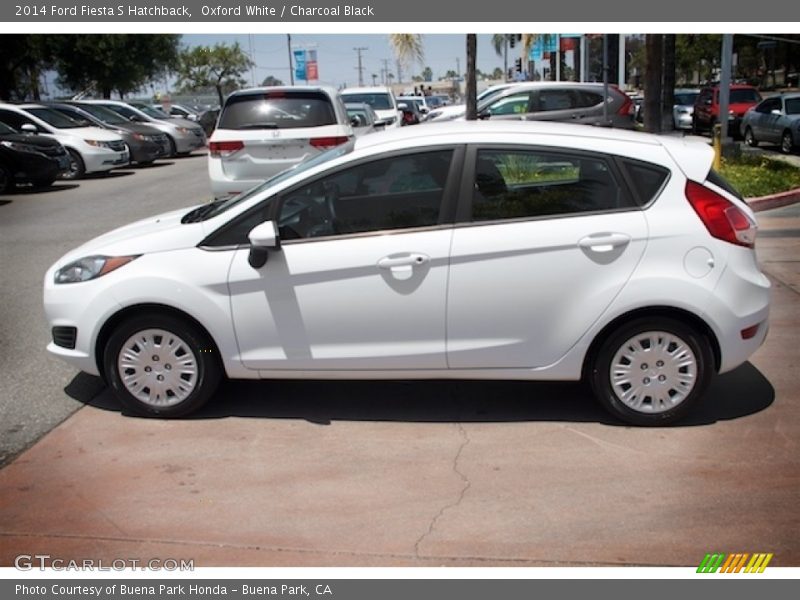 Oxford White / Charcoal Black 2014 Ford Fiesta S Hatchback