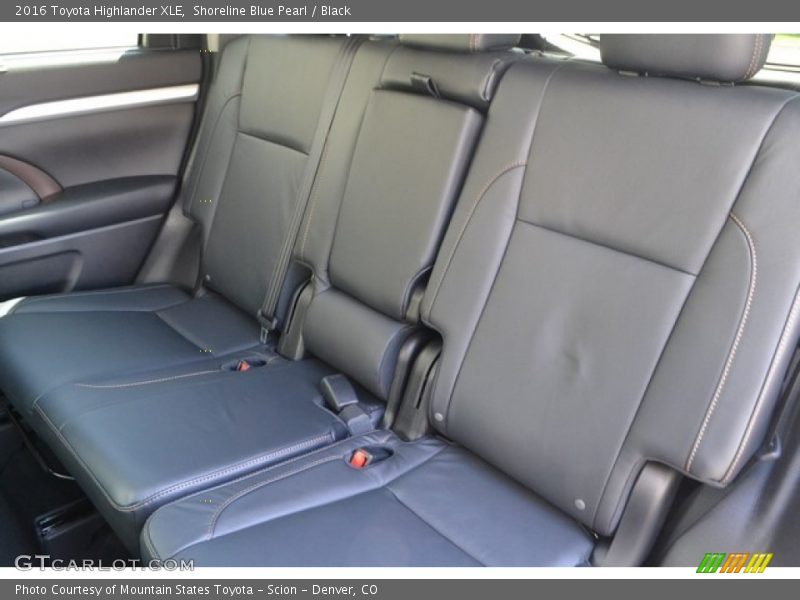 Shoreline Blue Pearl / Black 2016 Toyota Highlander XLE