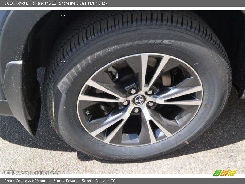 Shoreline Blue Pearl / Black 2016 Toyota Highlander XLE