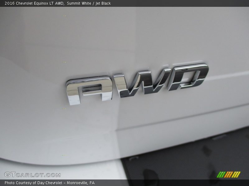 Summit White / Jet Black 2016 Chevrolet Equinox LT AWD