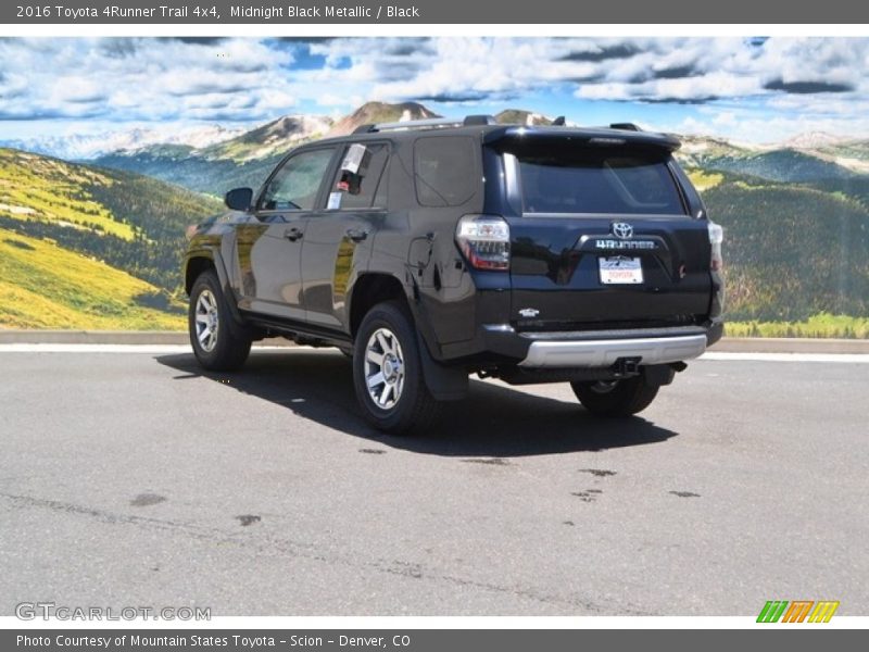 Midnight Black Metallic / Black 2016 Toyota 4Runner Trail 4x4