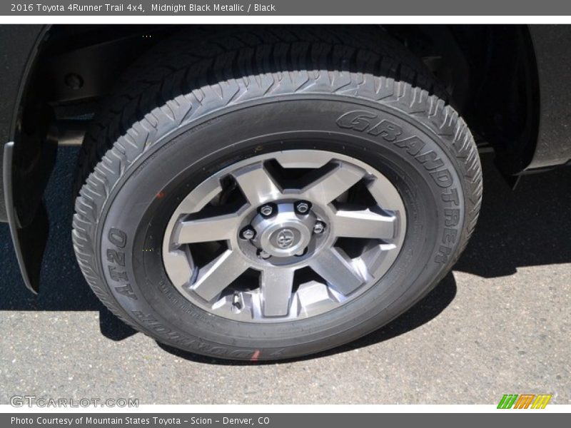 Midnight Black Metallic / Black 2016 Toyota 4Runner Trail 4x4