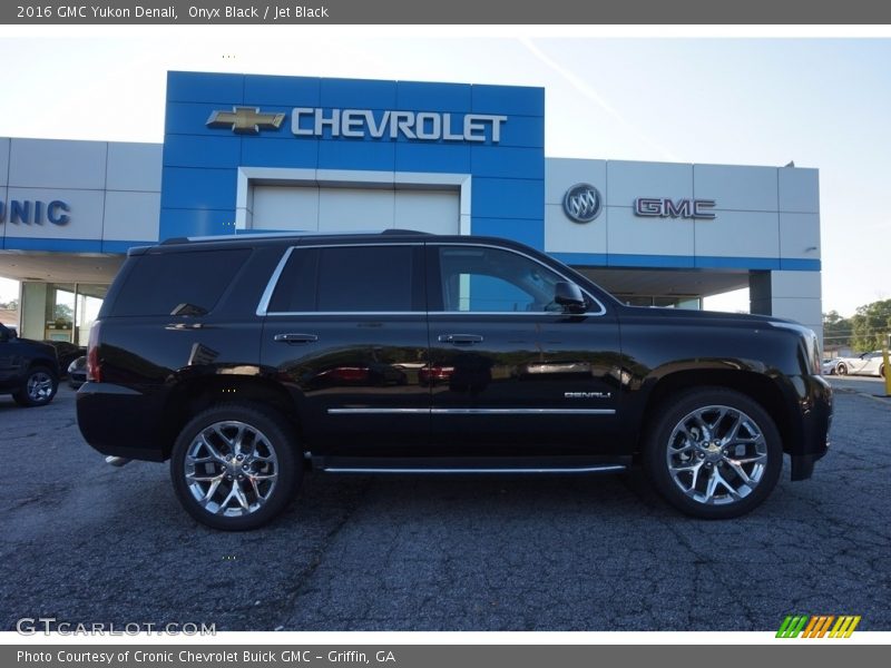 Onyx Black / Jet Black 2016 GMC Yukon Denali