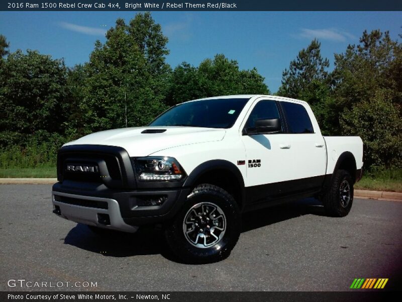 Bright White / Rebel Theme Red/Black 2016 Ram 1500 Rebel Crew Cab 4x4