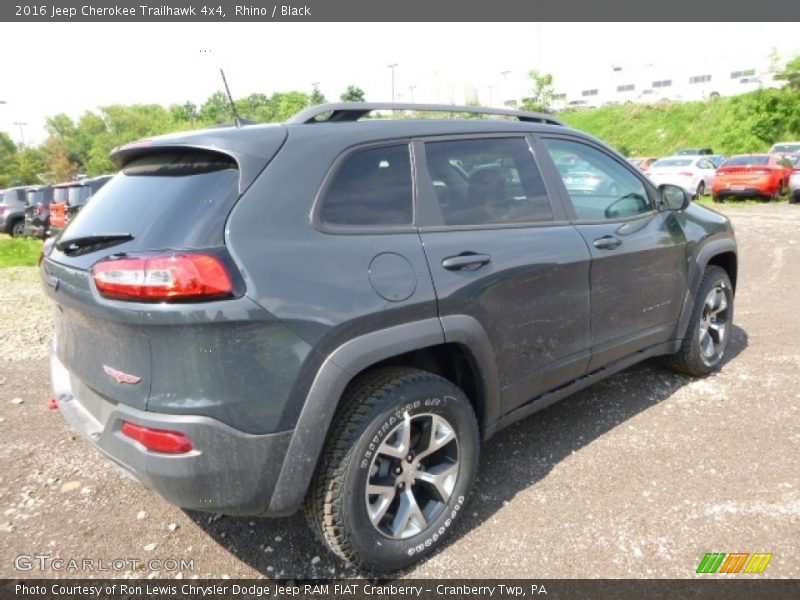 Rhino / Black 2016 Jeep Cherokee Trailhawk 4x4