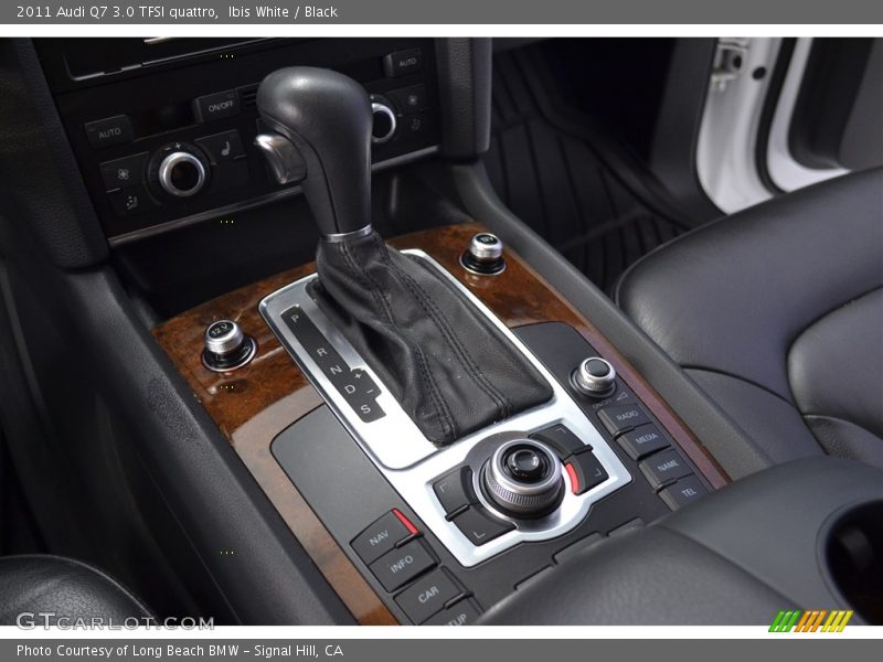 Ibis White / Black 2011 Audi Q7 3.0 TFSI quattro