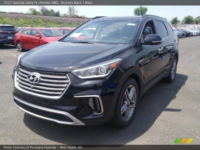 Becketts Black / Black 2017 Hyundai Santa Fe Ultimate AWD