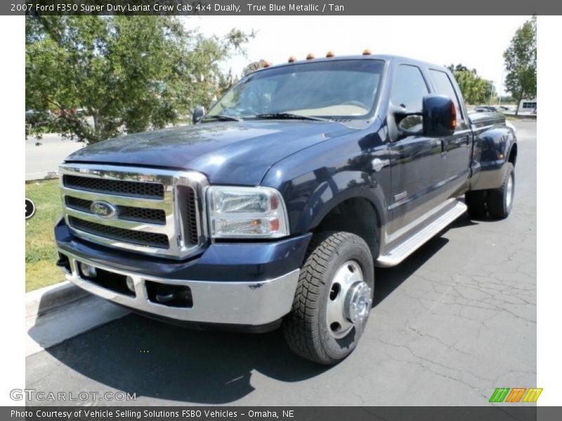 Front 3/4 View of 2007 F350 Super Duty Lariat Crew Cab 4x4 Dually