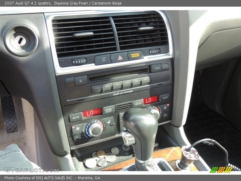 Daytona Gray Pearl / Cardamom Beige 2007 Audi Q7 4.2 quattro