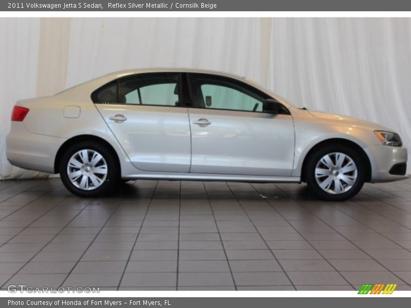 Reflex Silver Metallic / Cornsilk Beige 2011 Volkswagen Jetta S Sedan