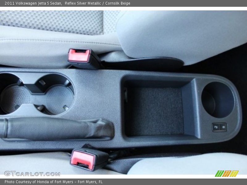 Reflex Silver Metallic / Cornsilk Beige 2011 Volkswagen Jetta S Sedan