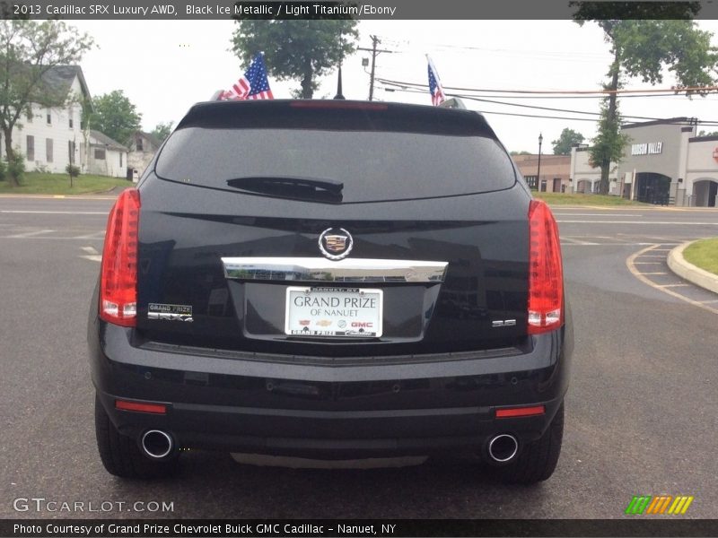 Black Ice Metallic / Light Titanium/Ebony 2013 Cadillac SRX Luxury AWD