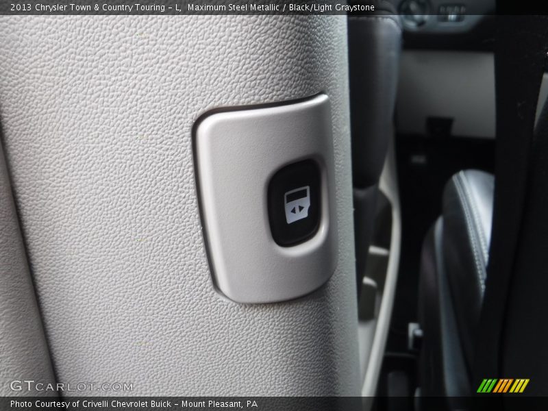 Maximum Steel Metallic / Black/Light Graystone 2013 Chrysler Town & Country Touring - L