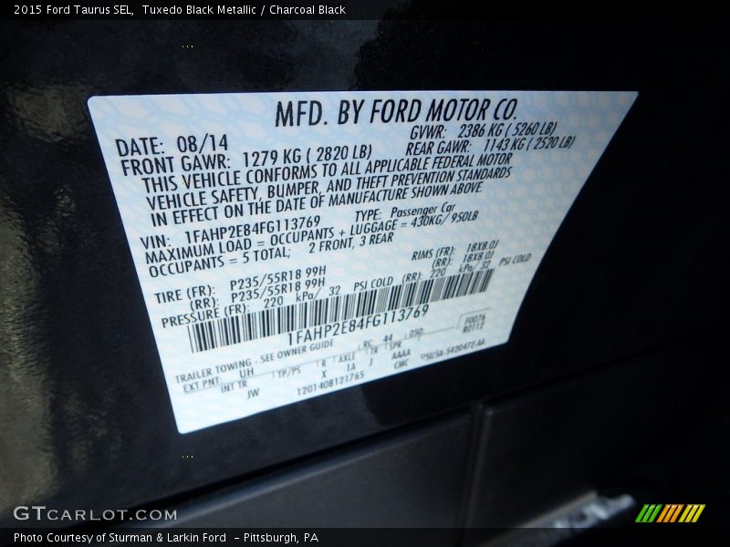 Tuxedo Black Metallic / Charcoal Black 2015 Ford Taurus SEL