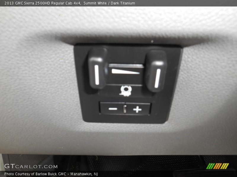 Summit White / Dark Titanium 2013 GMC Sierra 2500HD Regular Cab 4x4