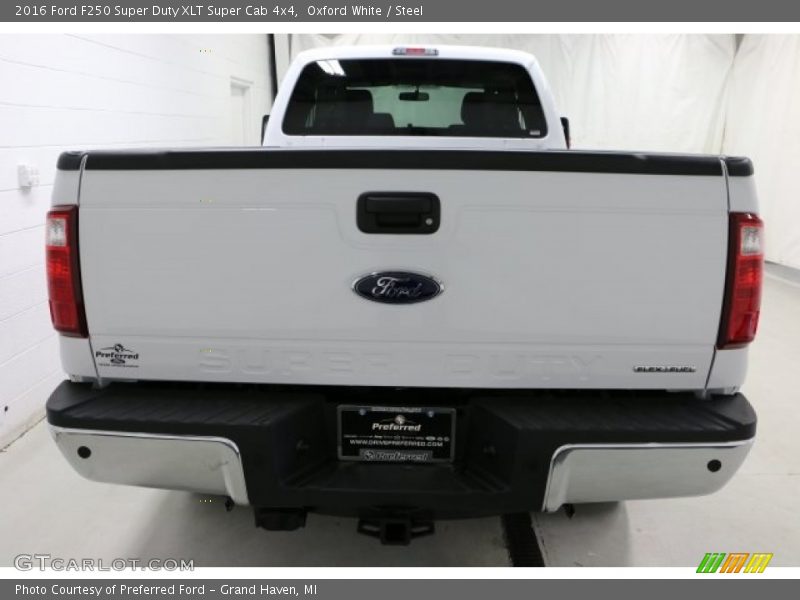 Oxford White / Steel 2016 Ford F250 Super Duty XLT Super Cab 4x4