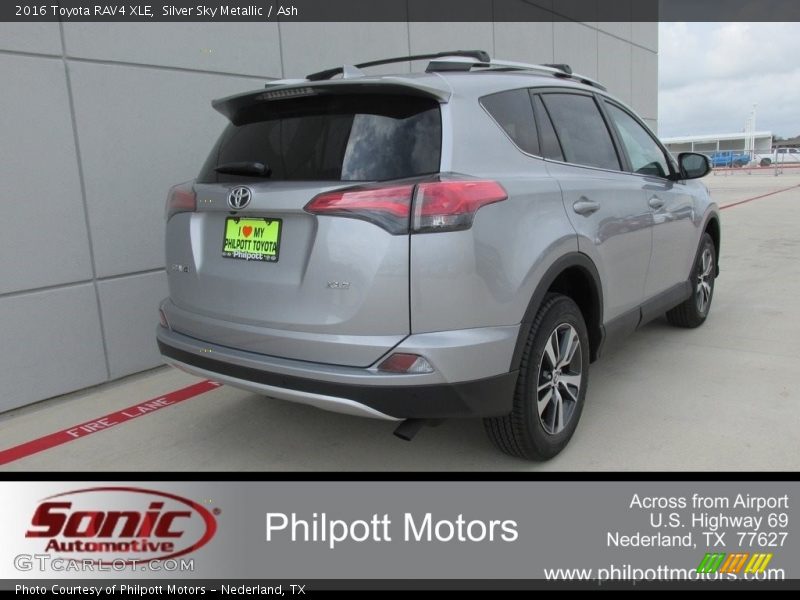 Silver Sky Metallic / Ash 2016 Toyota RAV4 XLE
