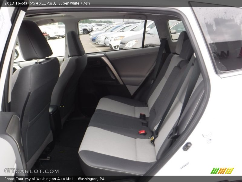Super White / Ash 2013 Toyota RAV4 XLE AWD