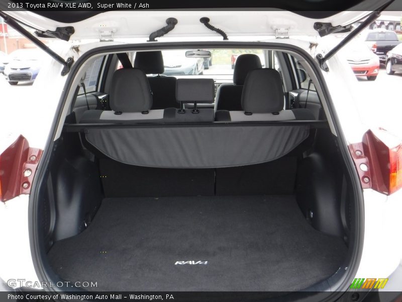 Super White / Ash 2013 Toyota RAV4 XLE AWD