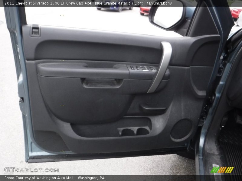 Blue Granite Metallic / Light Titanium/Ebony 2011 Chevrolet Silverado 1500 LT Crew Cab 4x4