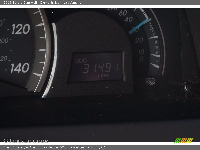 Creme Brulee Mica / Almond 2015 Toyota Camry LE