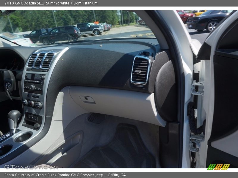 Summit White / Light Titanium 2010 GMC Acadia SLE