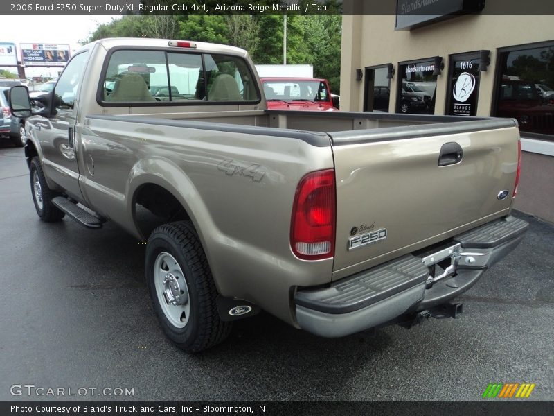 Arizona Beige Metallic / Tan 2006 Ford F250 Super Duty XL Regular Cab 4x4