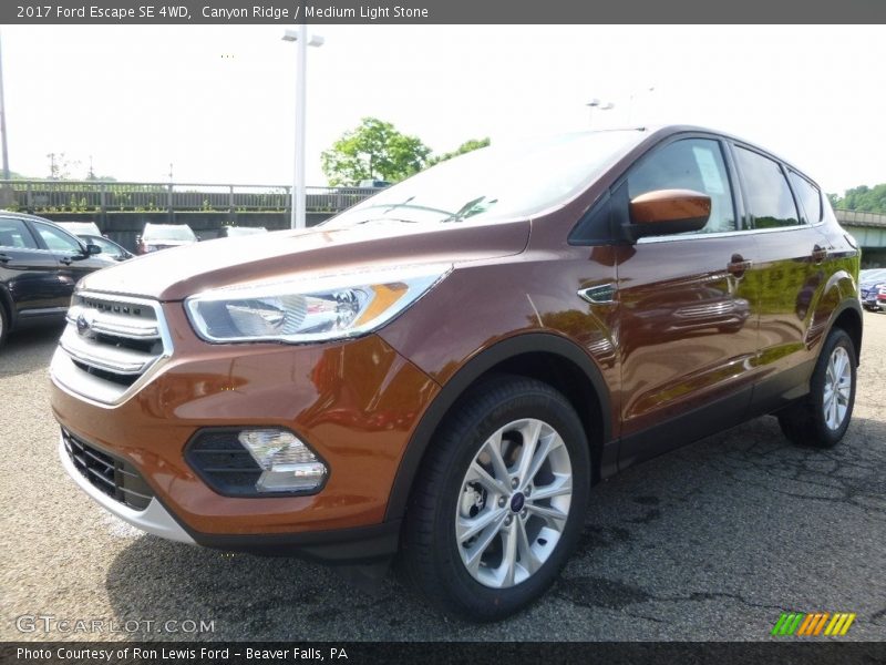 Canyon Ridge / Medium Light Stone 2017 Ford Escape SE 4WD