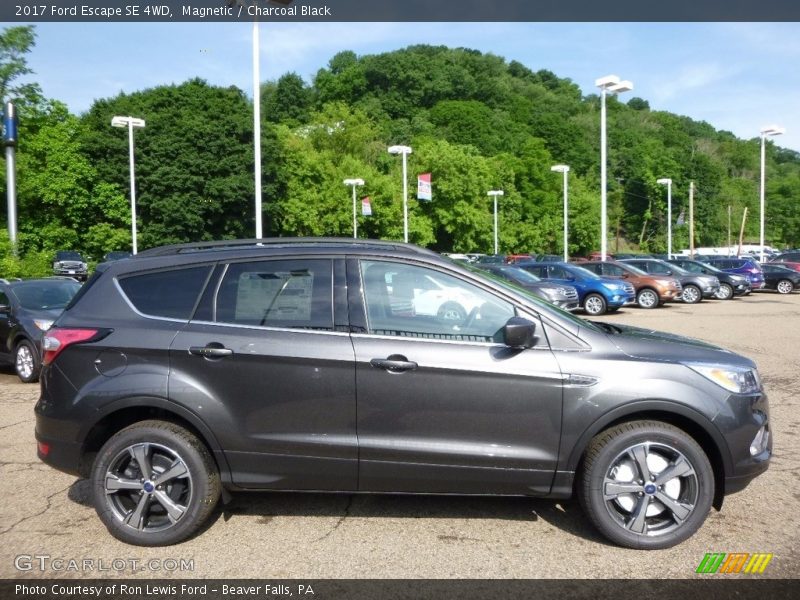 Magnetic / Charcoal Black 2017 Ford Escape SE 4WD